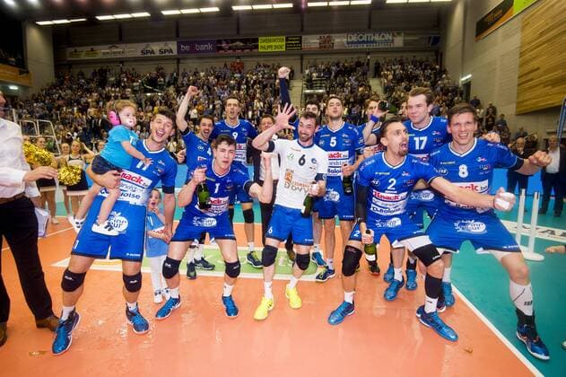 Roeselare s players celebrate after winning the Belgian volleyball competition, Friday 05 May 2017 in Roeselare. Knack Roeselare defeated Noliko Maaseik in the 4th match in a best-of-5 in the Play Offs of the Belgian volleyball competition. Roeselare leads 2-1. JASPERxJACOBS  x05092634x
