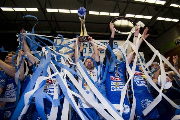 Roeselare s players celebrate after winning after winning the Belgian volleyball competition, Friday 05 May 2017 in Roeselare. Knack Roeselare defeated Noliko Maaseik in the 4th match in a best-of-5 in the Play Offs of the Belgian volleyball competition. JASPERxJACOBS  x05092639x