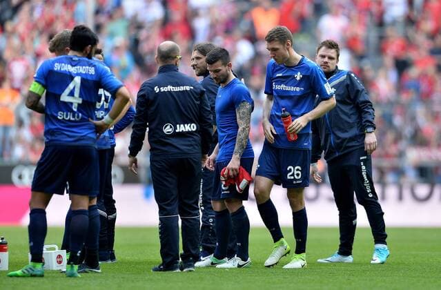 06.05.2017, xfux, Fussball 1.Bundesliga, FC Bayern Muenchen - SV Darmstadt 98, emspor, emonline, v.l. Jerome Gondorf (SV Darmstadt 98), Patrick Banggaard (SV Darmstadt 98) enttaeuscht, enttaeuscht schauend, dissapointed Muenchen