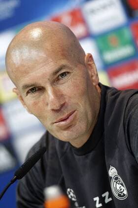 Real Madrid s coach Zinedine Zidane in press conference PK Pressekonferenz after training session. May 9,2017.  (20170509127)