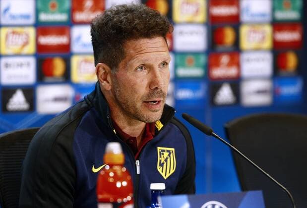Atletico de Madrid s Aregentinian coach Diego Simeone delivers a press conference PK Pressekonferenz at the Vicente Calderon stadium prior to the UEFA Champions League semifinal second leg match between Atletico de Madrid and Real Madrid. ATLETICO DE MADRID S PRESS CONFERENCE !ACHTUNG: NUR REDAKTIONELLE NUTZUNG!  Copyright: xJ.P.GANDULx GRA001 20170509-636299561426858787