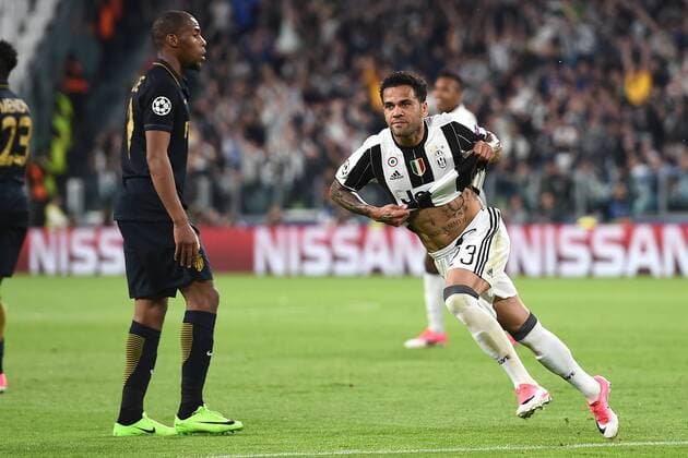 Mg Torino 09 05 2017 - Champions League Juventus-Monaco foto Matteo Gribaudi Image nella foto: esultanza gol Dani Alves 