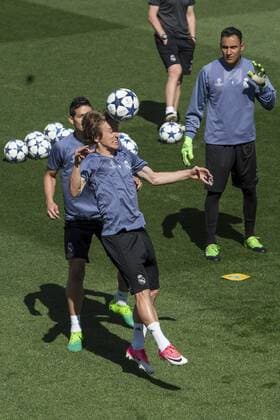 Fußball, CL, Real Madrid Training Entrenamiento del Real Madrid en Valdebebas. En la imagen, Modric. Real Madrid practice at Valdebebas. In this picture, Modric. xJUANxAGUADOx 