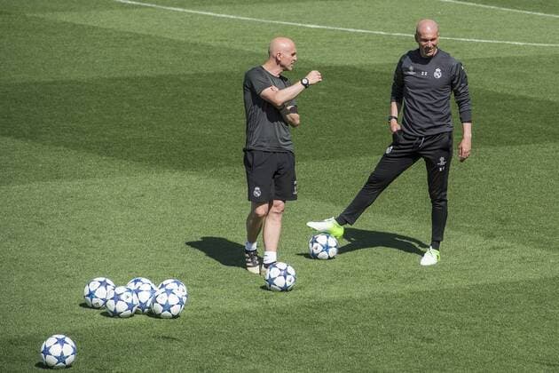 Fußball, CL, Real Madrid Training Entrenamiento del Real Madrid en Valdebebas. En la imagen, Zidane. Real Madrid training sesion. In this picture, Zidane. xJUANxAGUADOx 
