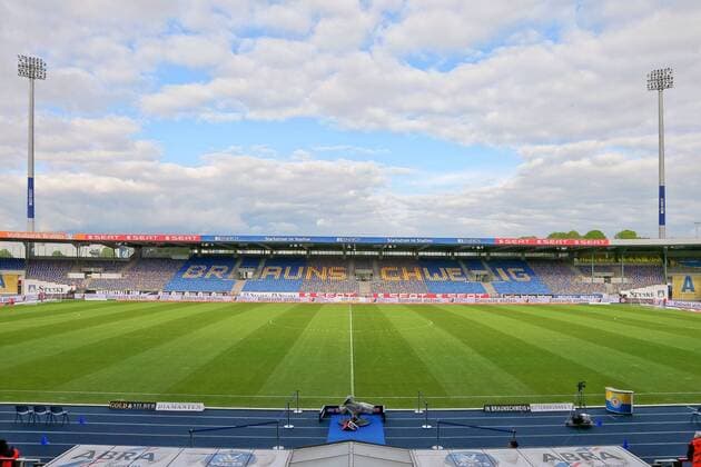 Fußball, Stadiongeschichte Eintracht Braunschweig Aus 2. BL Saison 2016 17 Eintracht Braunschweig gegen Union Berlin 3:1 am 08.05.2017 im Eintracht Stadion. Im Foto: das Eintracht Stadion