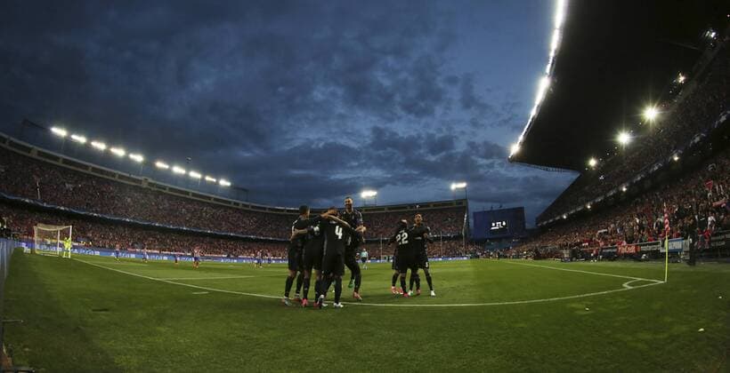 Fußball, CL, Atletico Madrid - Real Madrid Vuelta de semifinales de la Liga de Campeones entre el Atletico y el Real Madrid en el Calderon. En la imagen, Isco celebra su gol. Second leg of 1 2 Champions League between Atletico and Real Madrid. In this picture, Isco celebrates his goal. xPabloxGarciax 
