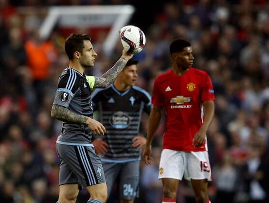 Hugo Mallo of Celta Vigo asks for a new ball after the match ball burst during the Europa League Semi Final 2nd Leg match at Old Trafford Stadium, Manchester. Picture date: May 11th 2017. Pic credit should read: Simon Bellis Sportimage EDITORIAL USE ONLY. No use with unauthorised audio, video, data, fixture lists, club league logos or live services. Online in-match use limited to 120 images, no video emulation. No use in betting, games or single club league player publications.