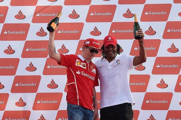 Bilder des Tages - SPORT Formel 1, GP Spanien, Ferrari Promo-Event Ambiente antes del GP de F1 de Espana en el circuito de Montmeló. En la imagen, Kimi Raikkonen y Christian Karembeu. Atmosphere before Spain F1 GP at Montmeló circuit. In this picture, Kimi Raikkonen and Christian Karembeu. xRVxRacingxPressx  RV RACING PRESS