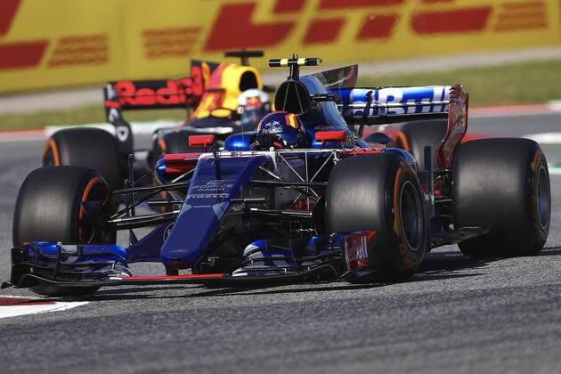 Spanish Formula One driver Carlos Sainz, Toro Rosso, steers his car during the first free training session at Barcelona-Catalonia racetrack in Montmelo, Catalonia, northeastern Spain, 12 May 2017. Grand Prix of Spain will take place on 14 May 2017. FREE TRAINING SESSION !ACHTUNG: NUR REDAKTIONELLE NUTZUNG!  Copyright: xAlejandroxGarciax 20170512-636301913965353714