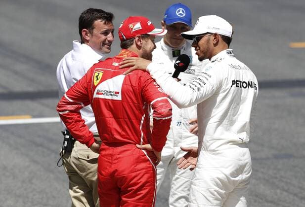 Bilder des Tages - SPORT Motorsports: FIA Formula One World Championship WM Weltmeisterschaft 2017, Grand Prix of Spain, 5 Sebastian Vettel (GER, Scuderia Ferrari), 44 Lewis Hamilton (GBR, Mercedes AMG Petronas F1 Team), 77 Valtteri Bottas (FIN, Mercedes AMG Petronas F1 Team), Barcelona Spain xHOCHxZWEIx