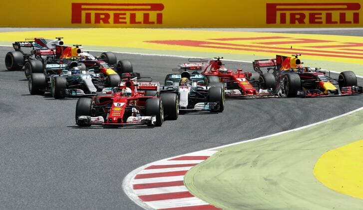 Competitors at the start of the 2017 Grand Prix of Spain at Barcelona-Catalonia racetrack in Montmelo, Catalonia, northeastern Spain, 14 May 2017. GRAND PRIX OF SPAIN !ACHTUNG: NUR REDAKTIONELLE NUTZUNG!  Copyright: xAndreuxDalmaux GRA205 20170514-636303699450696492