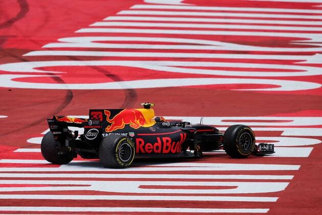 Spanish Grand Prix, Barcelona 11 - 14 May 2017 Max Verstappen (NLD) Red Bull Racing RB13 off the circuit at the start of the race. 14.05.2017. 