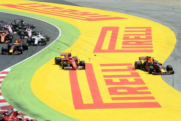Bilder des Tages - SPORT 170514 Max Verstappen, NED and Kimi Raikonen, FIN, under Spaniens Grand Prix den 13 maj 2017 i Barcelona.  Copyright: PatrikxLundin BB170514BB381