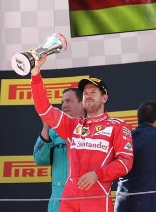 Sebastian Vettel mit Pokal, Sebastian Vettel links, Grosser Preis von Spanien 2017, Rennen, Motorsport, Formel 1, 14.05.2017, Barcelona Copyright: xAndre Eibner-Pressefotox EP_JAE