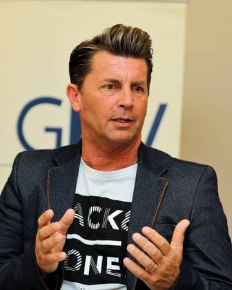 15.05.2017 Deutschland, Frankfurt am Main, Hotel Lindner Buchvorstellung - Der (Frauen)-Fussball-Versteher Ex-FFC Frankfurt-Trainer Colin Bell Bild zeigt: Colin Bell Trainer der irischen Frauennationalmannschaft