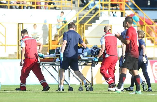 Fußball, U17 EM, Halbfinale, England - Türkei U-17 ENG vs TUR - Zapresic, Croatia 16.05.2017., Zapresic - Polufinalna nogometna utakmica Europskog prvenstva U-17 izmedju Turske i Engleske. Teska ozljeda nogometasa Callum Hudson Odoi.  SanjinxStrukic PIXSELL