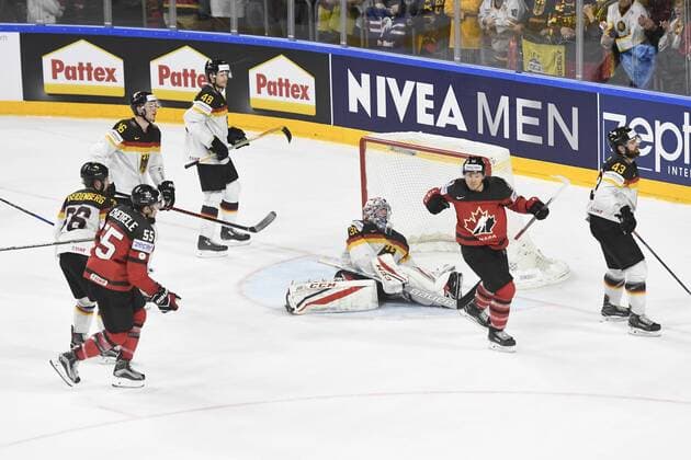 IIHF Eishockey-WM 2017 Canada - Germany on 17.05.2017 at Lanxess Arena in Cologne Torjubel bei Jeff Skinner ( 53 Team Canada) nach dem 2:0 wd