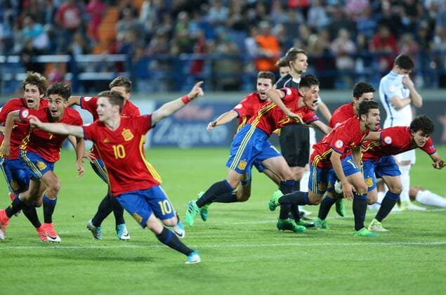 U-17 Finals ENG-SPA - Varazdin, Croatia 19.05.2017., Varazdin, Croatia - UEFA U-17 European Championship EM Europameisterschaft finals, England vs Spain.The celebration of the player and winner Spain after the European Championship won after the execution of the penalty shoot-out. Sergio Gomez.  SanjinxStrukic PIXSELL