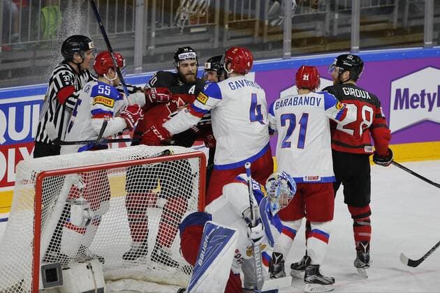 IIHF WM 2017, Kanada - Russland, 20.05.2017 Vladislav Gavrikov (Russland, 4); IIHF WM 2017, Kanada - Russland am 20.05.2017 in der Lanxess-Arena in Koeln (Deutschland). xadx