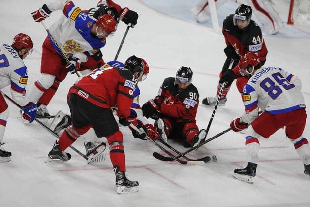 IIHF WM 2017, Kanada - Russland, 20.05.2017 Nikita Kucherov (Russland, 86); Ryan OReilly (Kanada, 90); IIHF WM 2017, Kanada - Russland am 20.05.2017 in der Lanxess-Arena in Koeln (Deutschland). xadx