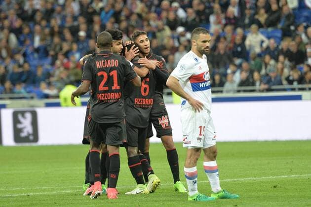 Joie de Michael Feri (nice) et de ses coequipiers FOOTBALL : Lyon vs Nice - Ligue 1 - 20 05 2017 FredericChambert Panoramic 