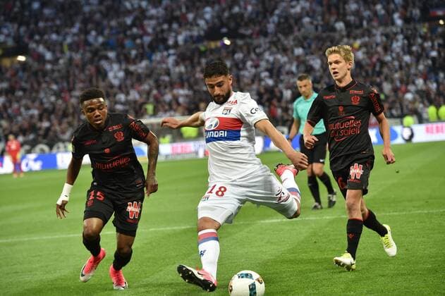 Nabil Fekir (lyon) vs Patrick Burner (nice) FOOTBALL : Lyon vs Nice - Ligue 1 - 20 05 2017 FredericChambert Panoramic 