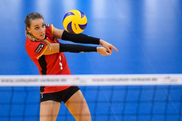 21.05.2017, Kleine EWE Arena, Oldenburg Volleyball, Länderspiel Laenderspiel, Deutschland vs. Ungarn Annahme Lenka Dürr Duerr ( 1 GER) Libero