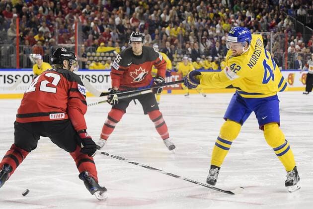 Eishockey, WM, Finale, Kanada - Schweden 170521 Sveriges Joakim Nordström under finalen mellan Kanada och Sverige pa ishockey-VM den 21 maj 2017 i Köln.  Copyright: JOELxMARKLUND BB170521JM074