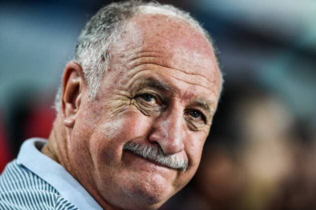 Head coach Luiz Felipe Scolari of China s Guangzhou Evergrande reacts before his players compete against Japan s Kashima Antlers during their first Round of 16 match of the AFC Champion League 2017 in Guangzhou city, south China s Guangdong province, 23 May 2017. Guangzhou Evergrande defeated Kashima Antlers 1-0. Paulinho helps Guangzhou beat Kashima in first Round of 16 at AFC Champions League  20170523_80659