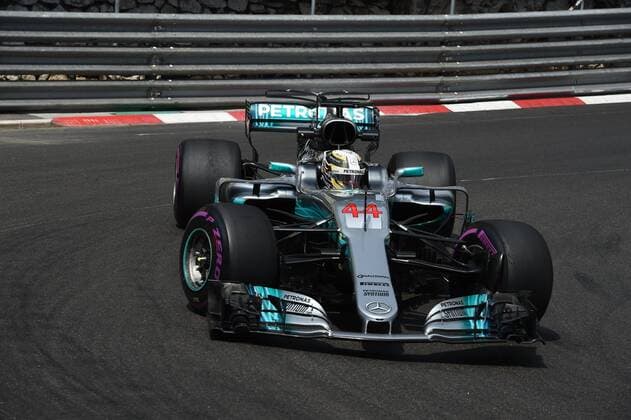 Lewis Hamilton (Mercedes AMG Petronas Formula One Team) mit seinem Auto auf der Strecke in der Fairmont Kurve, Grosser Preis von Monaco 2017, Freies Training, Motorsport, Formel 1, 25.05.2017, Monte Carlo Copyright: xJERRY xEibner-Pressefotox EP_jer