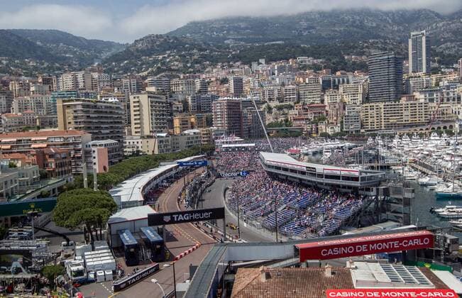 May 25, 2017 - Monte-Carlo, Monaco - Grand view of the practice session and the city on Formula 1 Grand Prix de Monaco on May 25, 2017 in Monte Carlo, Monaco. F1 Grand Prix of Monaco - Practice  - ZUMAn230 20170525_zaa_n230_269 Copyright: xRobertxSzaniszlox