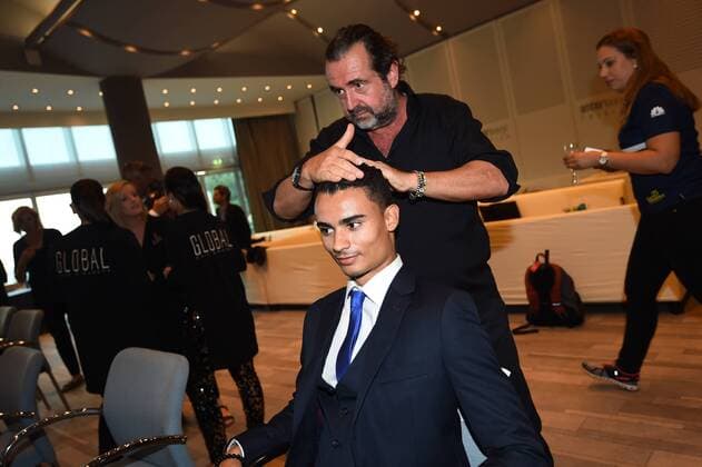 Pascal Wehrlein (Sauber F1 Team) wird noch kurz gestylt, Grosser Preis von Monaco 2017, Motorsport, Formel 1, 27.05.2017, Monte Carlo Copyright: xANDRE xEibner-Pressefotox EP_JAE
