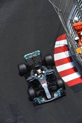 Lewis Hamilton (Mercedes AMG Petronas Formula One Team) mit seinem Auto auf der Strecke, Grosser Preis von Monaco 2017, Motorsport, Formel 1, Qualifikation, 27.05.2017, Monte Carlo Copyright: xAndre Eibner-Pressefotox EP_JAE