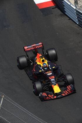 Daniel Ricciardo (Red Bull Racing) mit seinem Auto auf der Strecke, Grosser Preis von Monaco 2017, Motorsport, Formel 1, Qualifikation, 27.05.2017, Monte Carlo Copyright: xAndre Eibner-Pressefotox EP_JAE