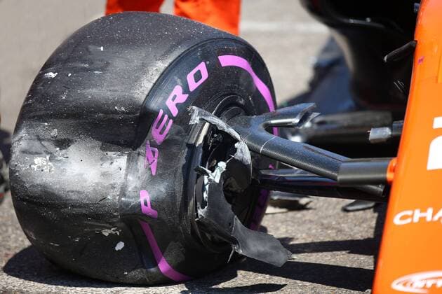 Monaco Grand Prix, Monte Carlo 24 - 28 May 2017 27.05.2017 - Qualifying, Crash, Stoffel Vandoorne (BEL) McLaren MCL32 