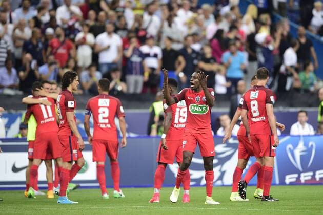 Fußball, Paris St. Germain ist Coupe de France Sieger joie des joueurs du PSG apres le but CSC de Cissokho FOOTBALL : Angers vs PSG - Finale 100e coupe de France - 27 05 2017 JBAutissier Panoramic 