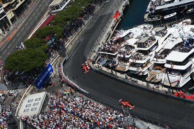 Bilder des Tages - SPORT Kimi Raikkoenen (Scuderia Ferrari) fuehrt das Rennen vor Sebastian Vettel (Scuderia Ferrari) an, Grosser Preis von Monaco 2017, Motorsport, Formel 1, Rennen, 28.05.2017, Monte Carlo Copyright: xAndre Eibner-Pressefotox EP_JAE
