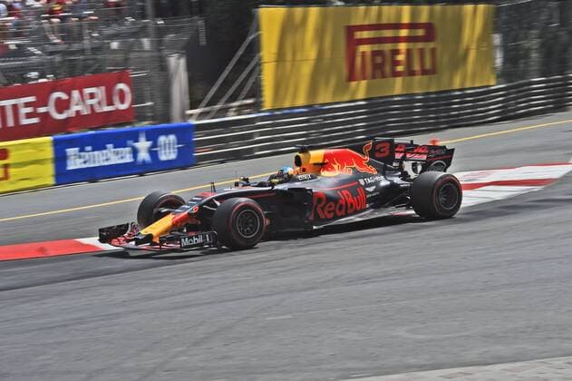 Daniel Ricciardo (Red Bull Racing) mit seinem Auto auf der Strecke, Grosser Preis von Monaco 2017, Motorsport, Formel 1, Rennen, 28.05.2017, Monte Carlo Copyright: xAndre Eibner-Pressefotox EP_JAE