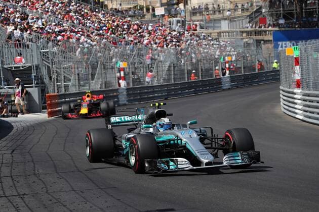 Monaco Grand Prix, Monte Carlo 24 - 28 May 2017 28.05.2017 - Race, Valtteri Bottas (FIN) Mercedes AMG F1 W08 leads Max Verstappen (NED) Red Bull Racing RB13 