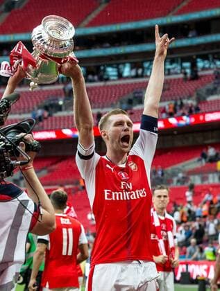 Per Mertesacker of Arsenal celebrates during the Emirates FA Cup Final between Arsenal and Chelsea at Wembley Stadium, London, England on the 27th May 2017. Copyright: xLiamxMcAvoyx 15560209