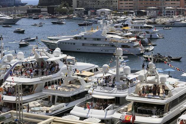 Zuschauer auf Yachten im Port Hercule, Rennen Formel 1, Formula 1, F1 Grand Prix Monaco 2017