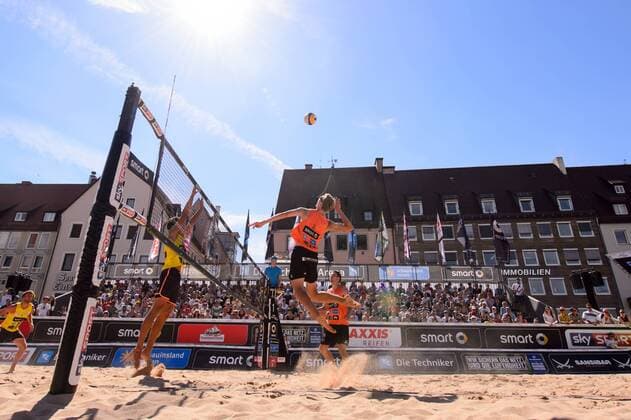 smart super cup Nürnberg; Smart Beach Tour 2017; Alexander Walkenhorst Sven Winter vs. Manuel Lohmann Julius Thole +++ + Nürnberg Germany xConnyxKurth HOCHxZWEIx