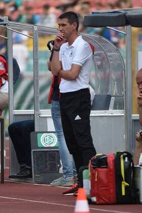 Fussball, Junioren, Saison 2016 17, Schüler-Länderspiel in Berlin, Deutschland - Frankreich, Cheftrainer Michael Prus (Deutschland U16), 30.05.17, Copyright: xMichaelxHundtx xMatthiasxKochx