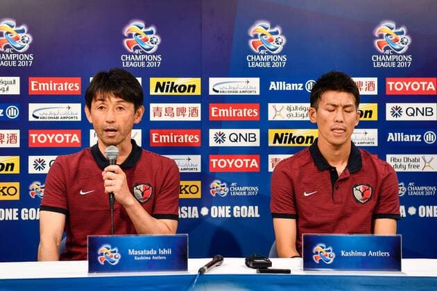Head coach Masatada Ishii and Shuto Yamamoto of Japan s Kashima Antlers attend a press conference PK Pressekonferenz ahead of the second Round of 16 match against China s Guangzhou Evergrande during the 2017 AFC Champions League in Kashima, Japan, 29 May 2017. Masatada Ishii leads Kashima Antlers in swing for second Round of 16 match at AFC Champions League  20170529_08247