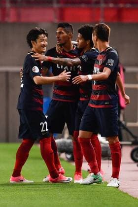 Brazilian football player Pedro Junior of Japan s Kashima Antlers, second left, celebrates with his teammates after scoring a goal against China s Guangzhou Evergrande in their second Round of 16 match during the 2017 AFC Champions League in Kashima, Japan, 30 May 2017. Kashima Antlers competes against Guangzhou Evergrande in second Round of 16 match at AFC Champions League  20170530_29622
