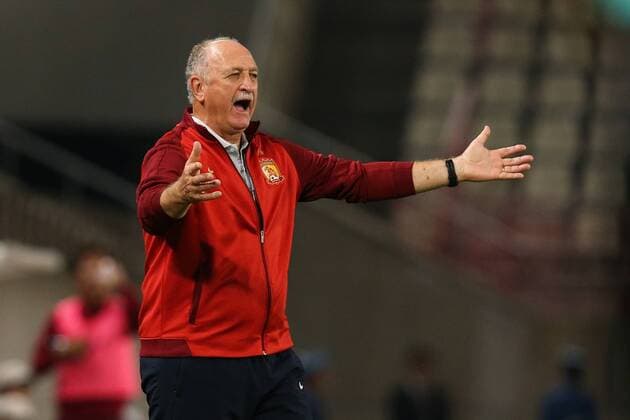 Head coach Luiz Felipe Scolari of China s Guangzhou Evergrande reacts as he watches his players competing against Japan s Kashima Antlers before their second Round of 16 match during the 2017 AFC Champions League in Kashima, Japan, 30 May 2017. Kashima Antlers defeated Guangzhou Evergrande 2-1 in their second Round of 16 match during the 2017 AFC Champions League in Kashima, Japan, 30 May 2017. Kashima Antlers defeats Guangzhou Evergrande in second Round of 16 match at AFC Champions League  20170530_07207