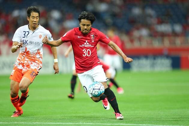 (L to R) Kim Wonil (Jeju), Shinzo Koroki (Reds), MAY 31, 2017 - Football Soccer : AFC Champions League 2017 Round 16 between Urawa Reds 3-0 Jeju United FC at Saitama Stadium 2002, Saitama, Japan. Noxthirdxpartyxsales  (mrva144451)