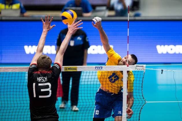 Simon Hirsch (13 GER) blocks a spike by Simon Hirsch (13 GER) Frankfurt Main Copyright: xWuechnerx xEibner-Pressefotox EP_nwr