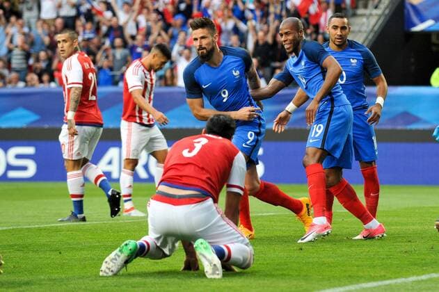 Fußball, Länderspiel, Frankreich - Paraguay 09 OLIVIER GIROUD (fra) - 19 DJIBRIL SIDIBE (fra) - 10 DIMITRI PAYET (fra) - JOIE FOOTBALL : France vs Paraguay - Match amical - 02 06 2017 FEP Panoramic 
