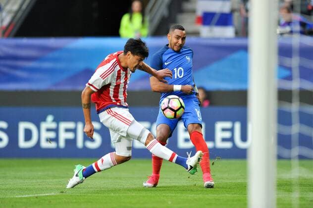 10 DIMITRI PAYET (fra) - 03 Gustavo Gomez (par) FOOTBALL : France vs Paraguay - Match amical - 02 06 2017 FEP Panoramic 